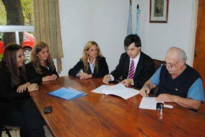 I.Na.Re.P.S. y Trabajo firmaron convenio para insertar laboralmente a personas con discapacidades