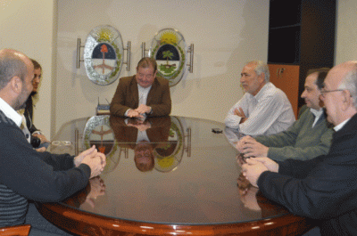 Rolando Toledo recibi� y se solidariz� con integrantes de la Red de Medios