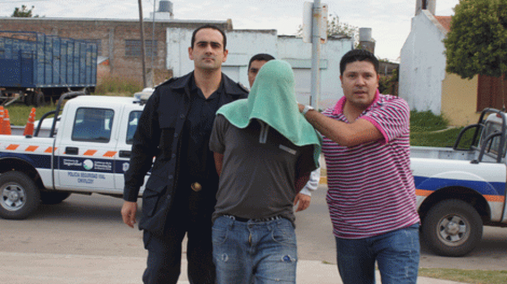 Se detuvo a otro de los imputados por venta de droga en el Barrio Blanco 