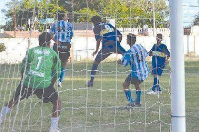 Tesorieri intentar� hoy seguir festejando ante Rioja Juniors