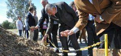  Con le�a de la poda y orujo de aceituna generan energ�a