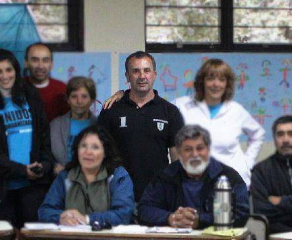 Ottero ya se suma a la carrera por la intendencia
