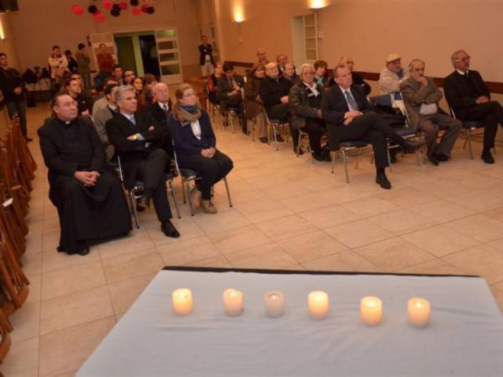 La Sociedad Israelita puntana record� el d�a del Holocausto Jud�o