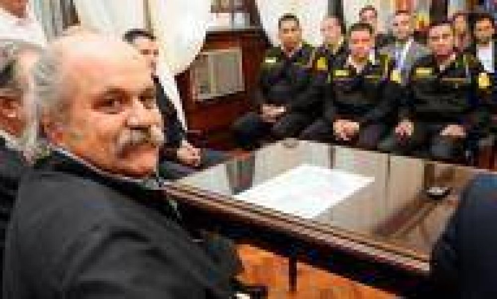 Hoy mi�rcoles: Ministro Granados pone en marcha CPC en La Plata junto al Intendente Bruera