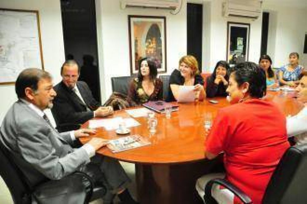 30 mil mujeres debatir�n sobre las problem�ticas de g�nero en Salta