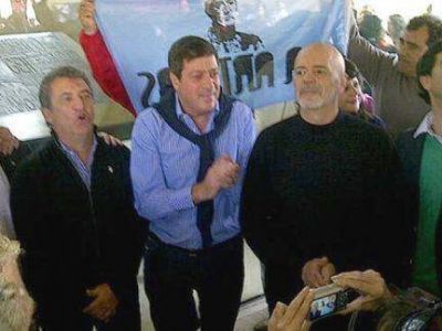 Urribarri celebr� el 1� de Mayo junto a Mariotto en la Quinta de San Vicente 