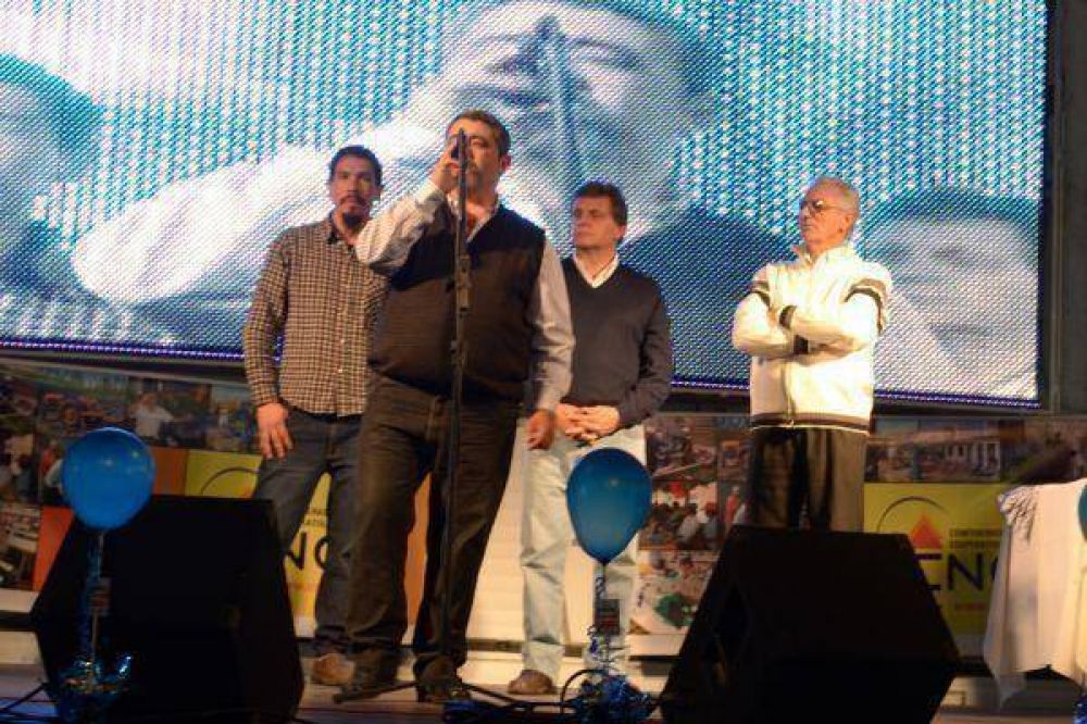 Gran festejo de cooperativas organizadas por el D�a del Trabajador