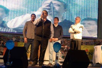 Gran festejo de cooperativas organizadas por el D�a del Trabajador