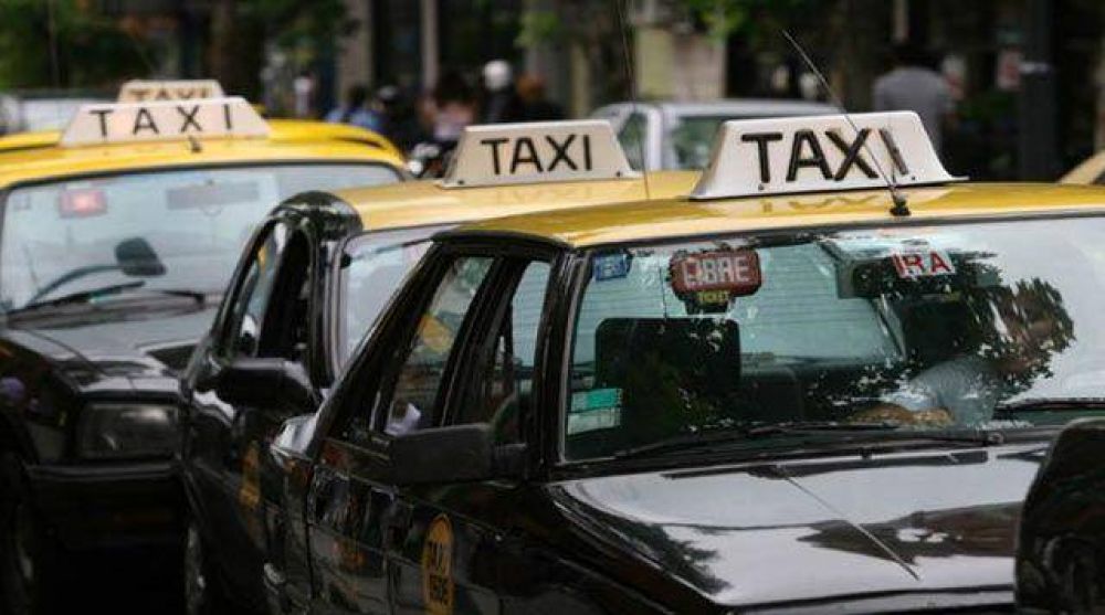 Taxista en coma luego de un asalto en la puerta de su casa