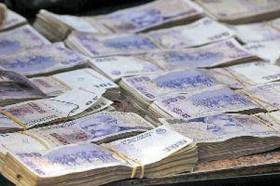 Le rob� $60 mil a su patrona, se compr� ropa, celular, moto y hasta una hormigonera
