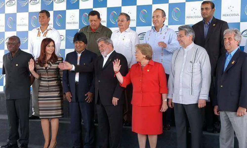 Podr�a postergarse cumbre del Mercosur de julio.