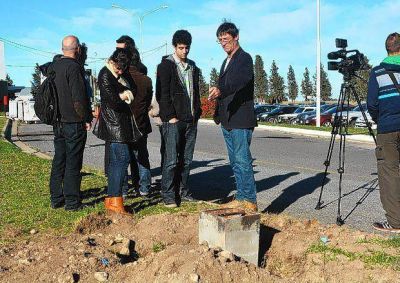 Cruce de un edil y un funcionario por una licitaci�n del aeropuerto