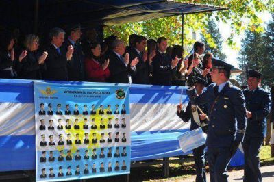 Poggi particip� del acto por los 32 a�os del bautismo de fuego de la Fuerza A�rea