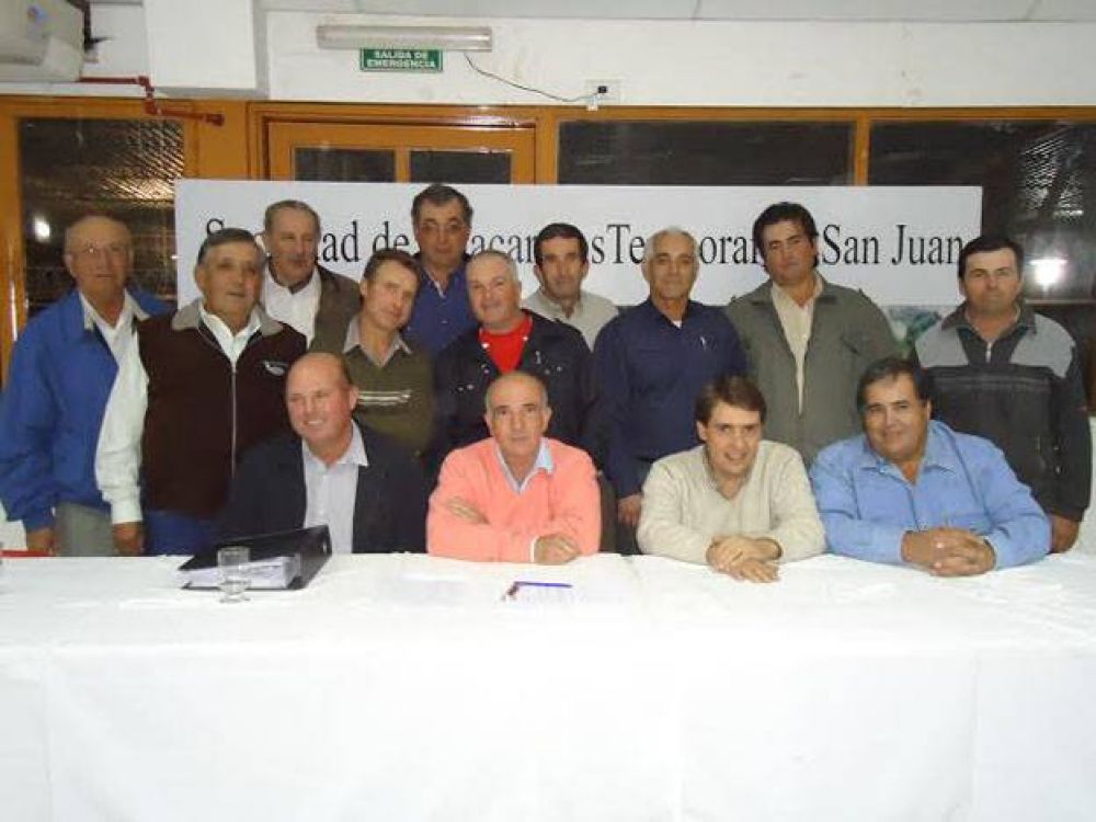 Los chacareros reeligieron a Juan Carlos Gim�nez