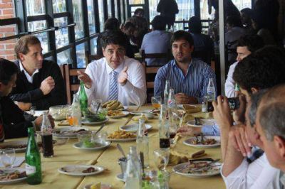 Garro y Ponce recorrieron la gesti�n de Jorge Macri en Vicente L�pez