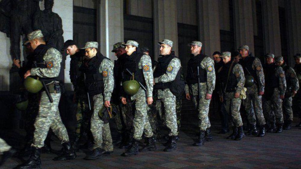 Ucrania reintrodujo el servicio militar obligatorio