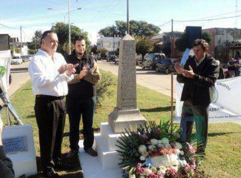 En un acto con mucho p�blico, los trabajadores celebraron su d�a