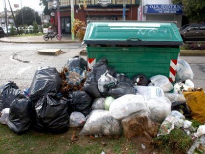 Sigue el paro de recolectores