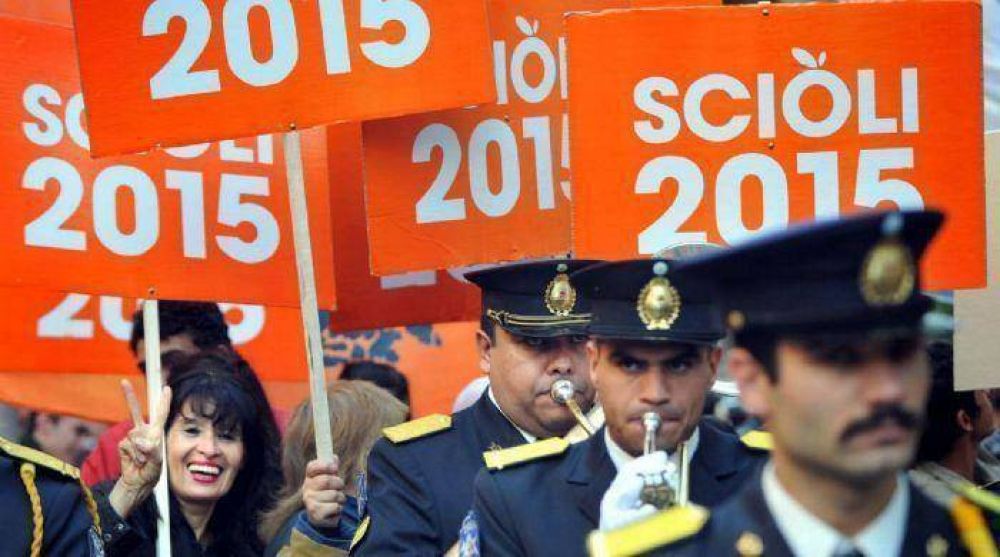 Esta vez, el PJ se olvid� de Cristina y apost� por Scioli