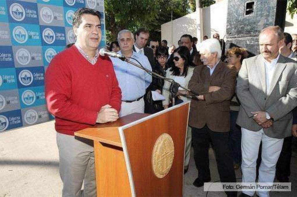 El jefe de Gabinete adelant� un r�cord de la recaudaci�n impositiva
