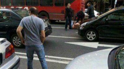 Tiroteo en el microcento porte�o: detuvieron a un motochorro que intent� robarle a una turista
