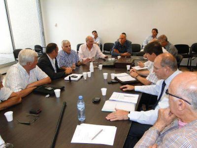 Los alcaldes radicales se juntan en La Plata