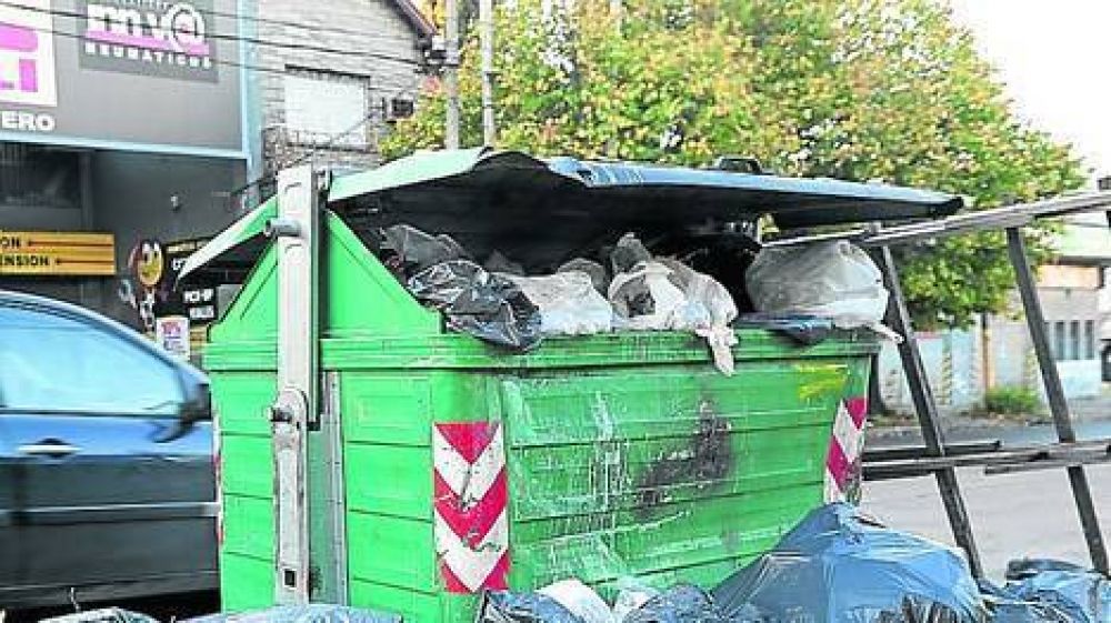 Acuerdan levantar el paro que desbord� de basura a Quilmes