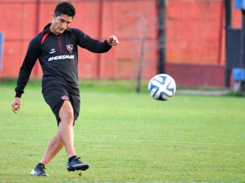 Casco respondi� y ser� una pieza fundamental en Newell's en la visita a Arsenal