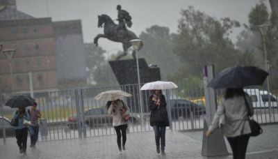El fin de semana largo terminar� con cielo gris