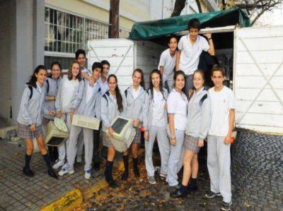 Los residuos tecnol�gicos fueron llevados hasta su destino final