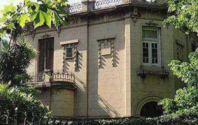 Fuenteovejuna denuncia que siguen desmantelando la casona de Espa�a