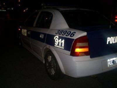Padre e hija detenidos por golpear a un joven durante �batalla campal entre vecinos�