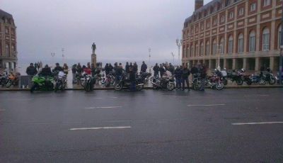 Motoqueros contra el �patentamiento humano�