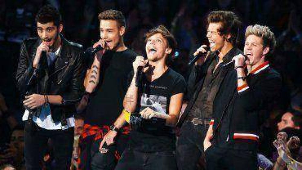 Una multitud disfrut� del show de One Direction en el estadio V�lez