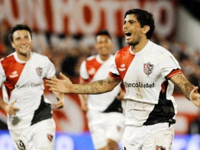 Newell�s visita a un Arsenal para seguir cosechando puntos en el final del torneo