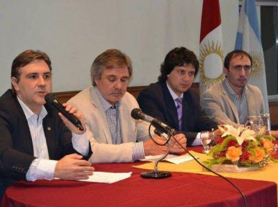 Llaryora preside el Consejo de Educaci�n T�cnica y Trabajo