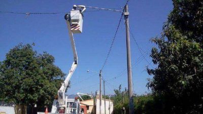 Nueva iluminaci�n en el barrio Ampliaci�n San Nicol�s