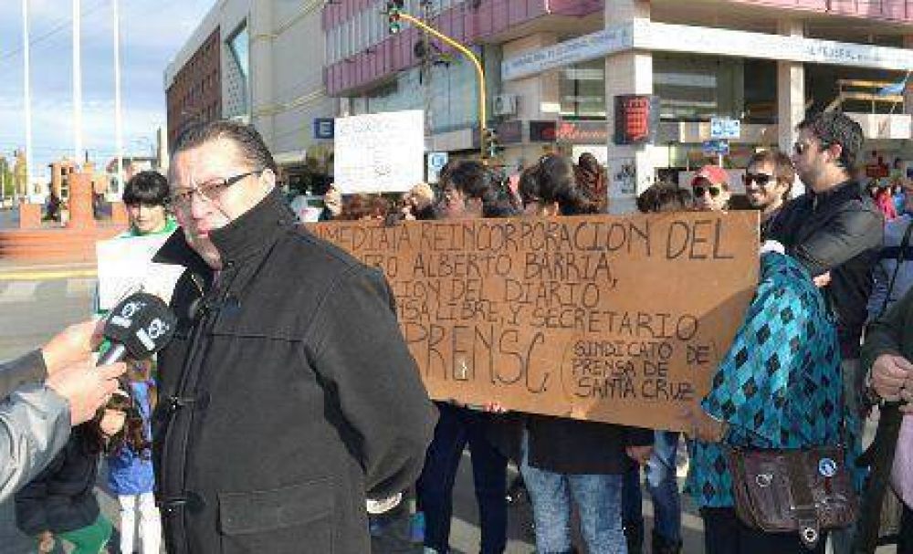 Gremio de periodistas pidi� por incorporaci�n de Alberto Barr�a