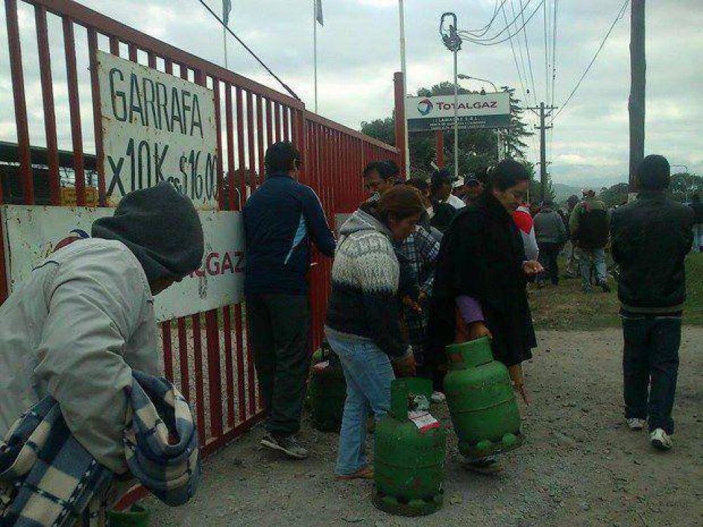 Reclaman garrafa social