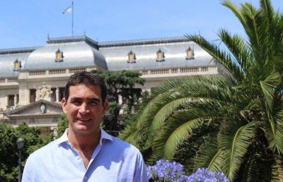 Hogan se refiri� al proyecto para evitar la reelecci�n indefinida de Intendentes