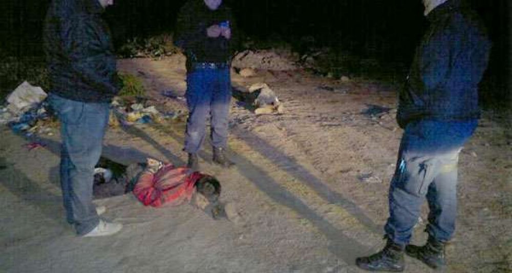 Dos delincuentes fueron atrapados luego de robarle moto a mujer