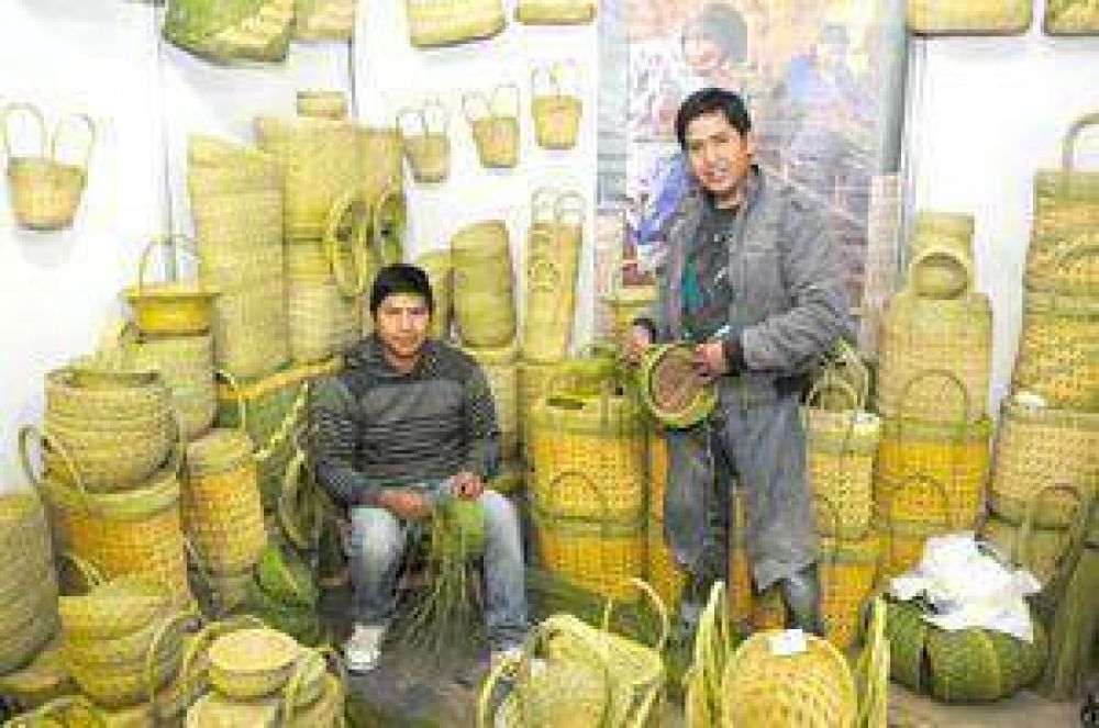 Feria de Artesan�as: los visitantes, conformes con el p�blico sanjuanino