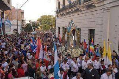 Multitudinaria demostraci�n de fe a la Virgen del Valle