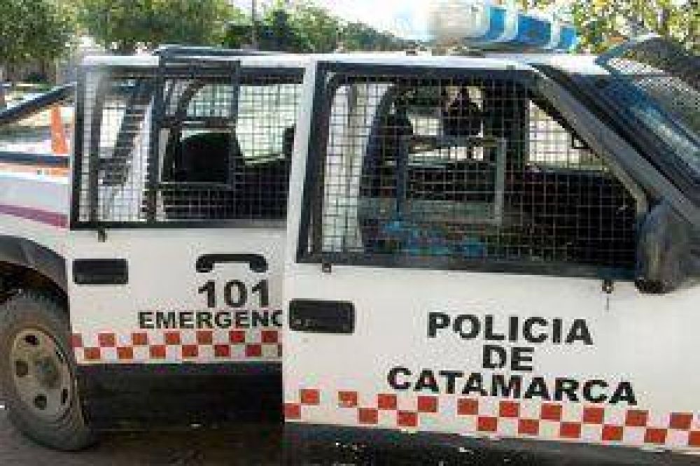 En una emboscada, hieren a polic�as de distintas comisar�as