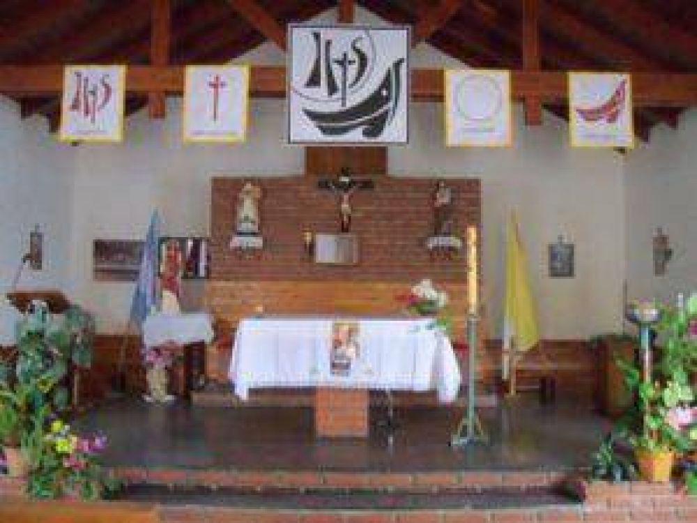 Saquean la capilla Santa Luc�a de Carlos Paz Sierras