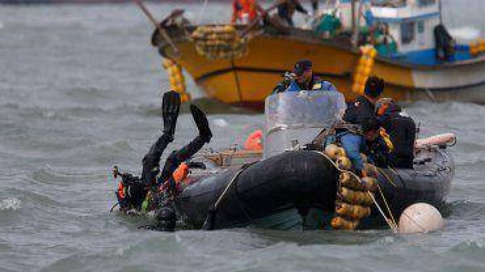 Aumenta a 259 el n�mero de muertos en el ferry surcoreano