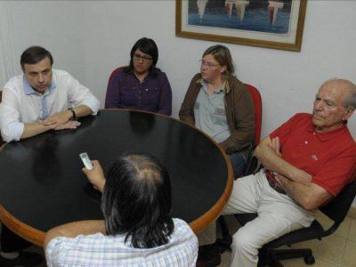 Los partidos pol�ticos deben recobrar su rol