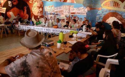 Docentes neuquinos definen este lunes la continuidad de las medidas de fuerza
