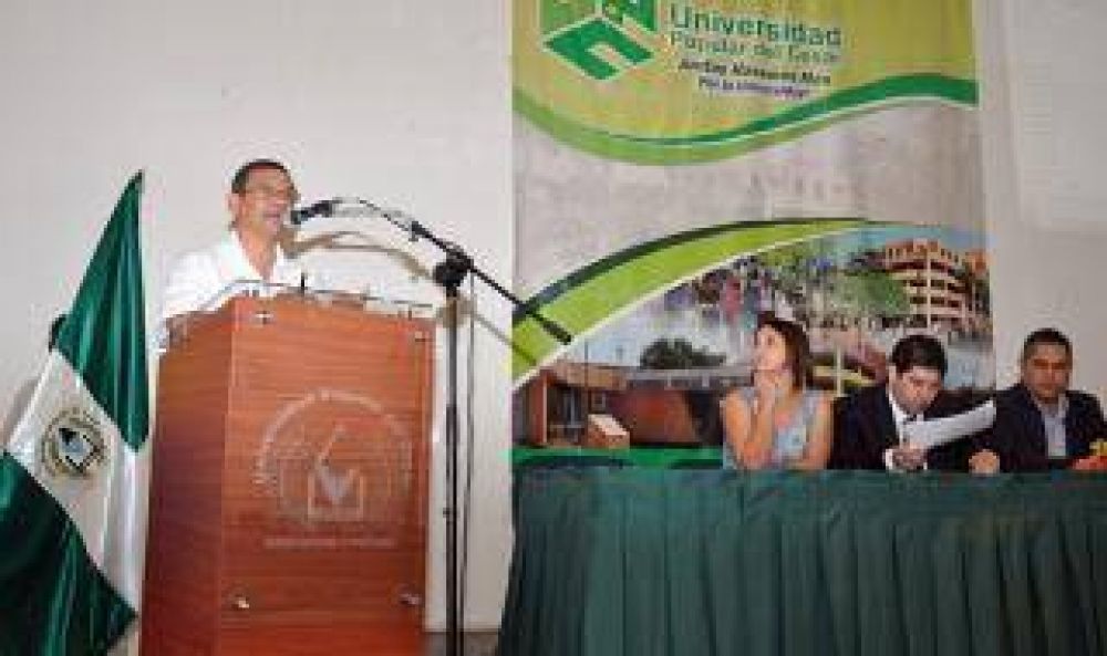 Exponen en universidades colombianas la gesti�n de Massa en Tigre