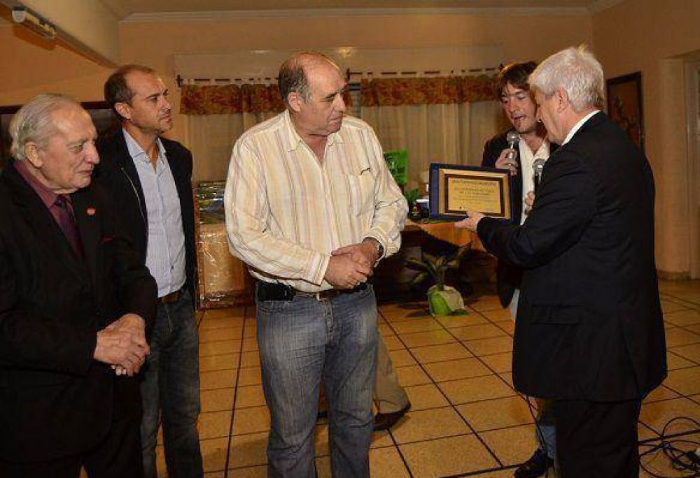 Cena a beneficio de los Bomberos Voluntarios de San Fernando